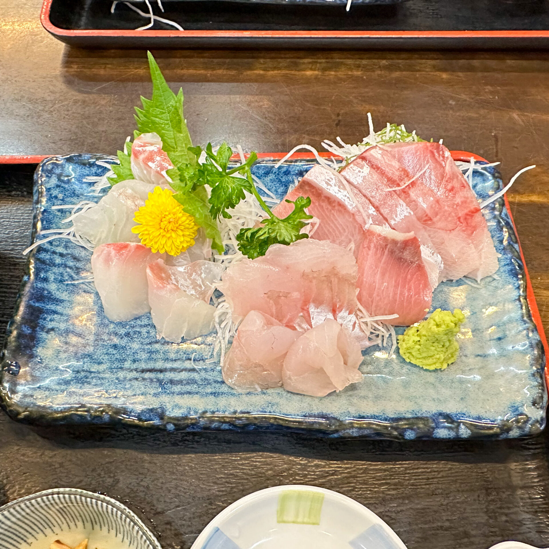 那珂湊おさかな市場でいただく刺身定食