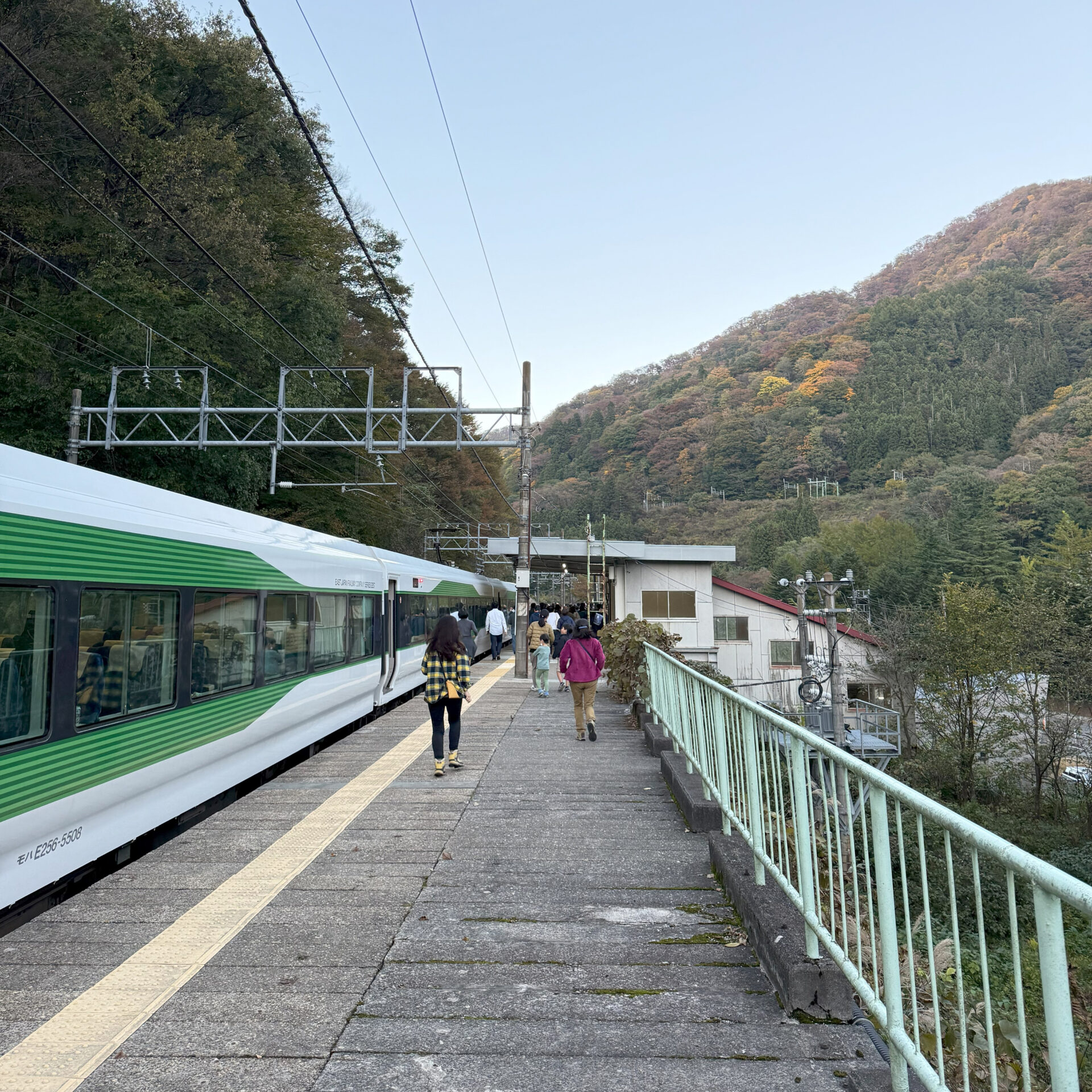 湯檜曽駅ホーム