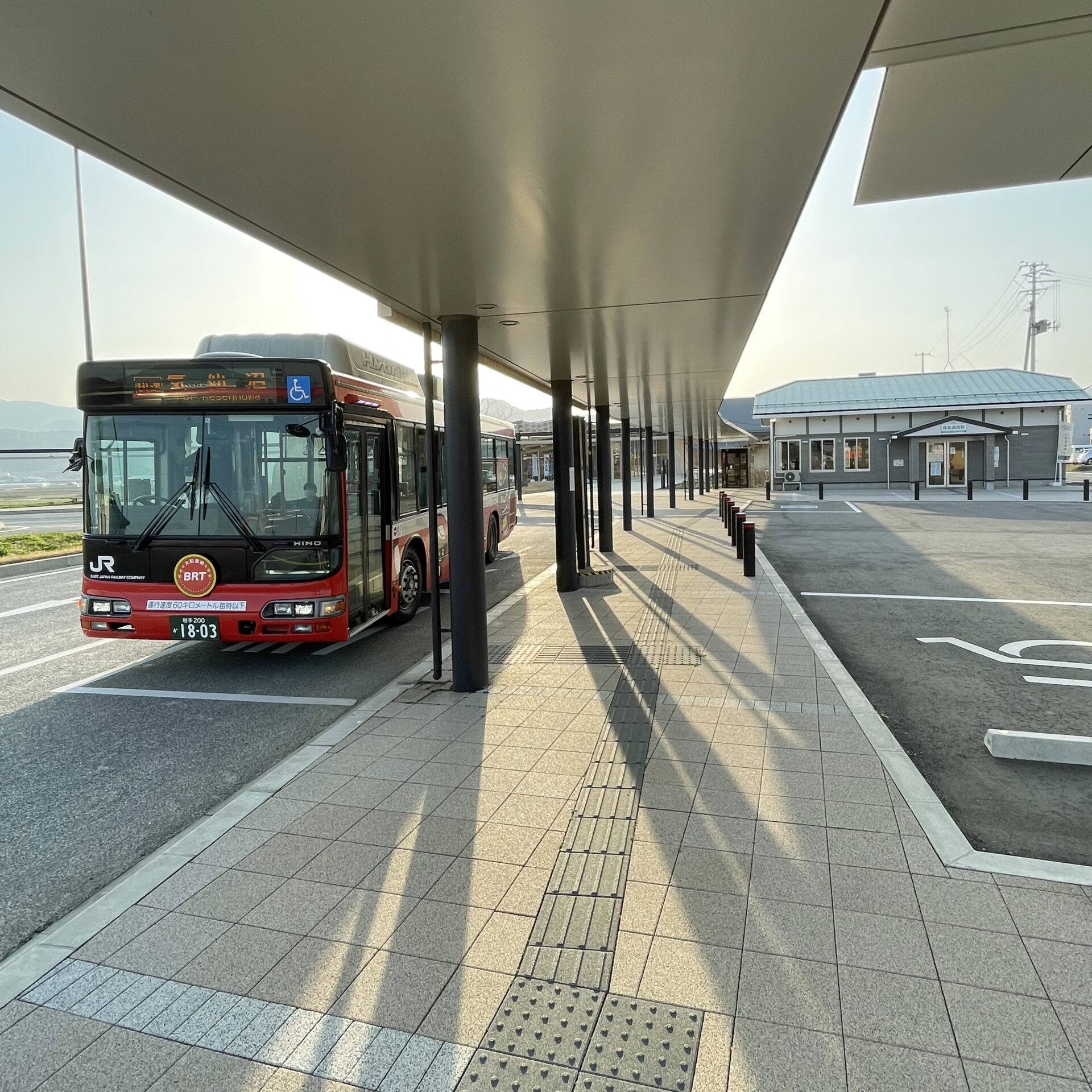 陸前高田駅に停まるBRT