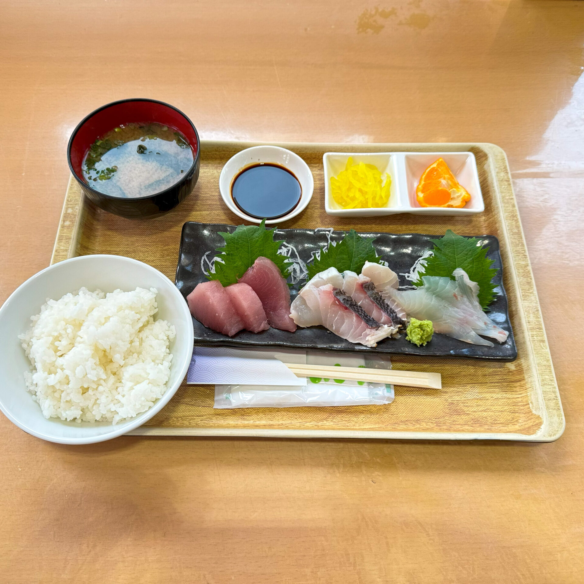 道の駅東洋町にていただいた刺身定食