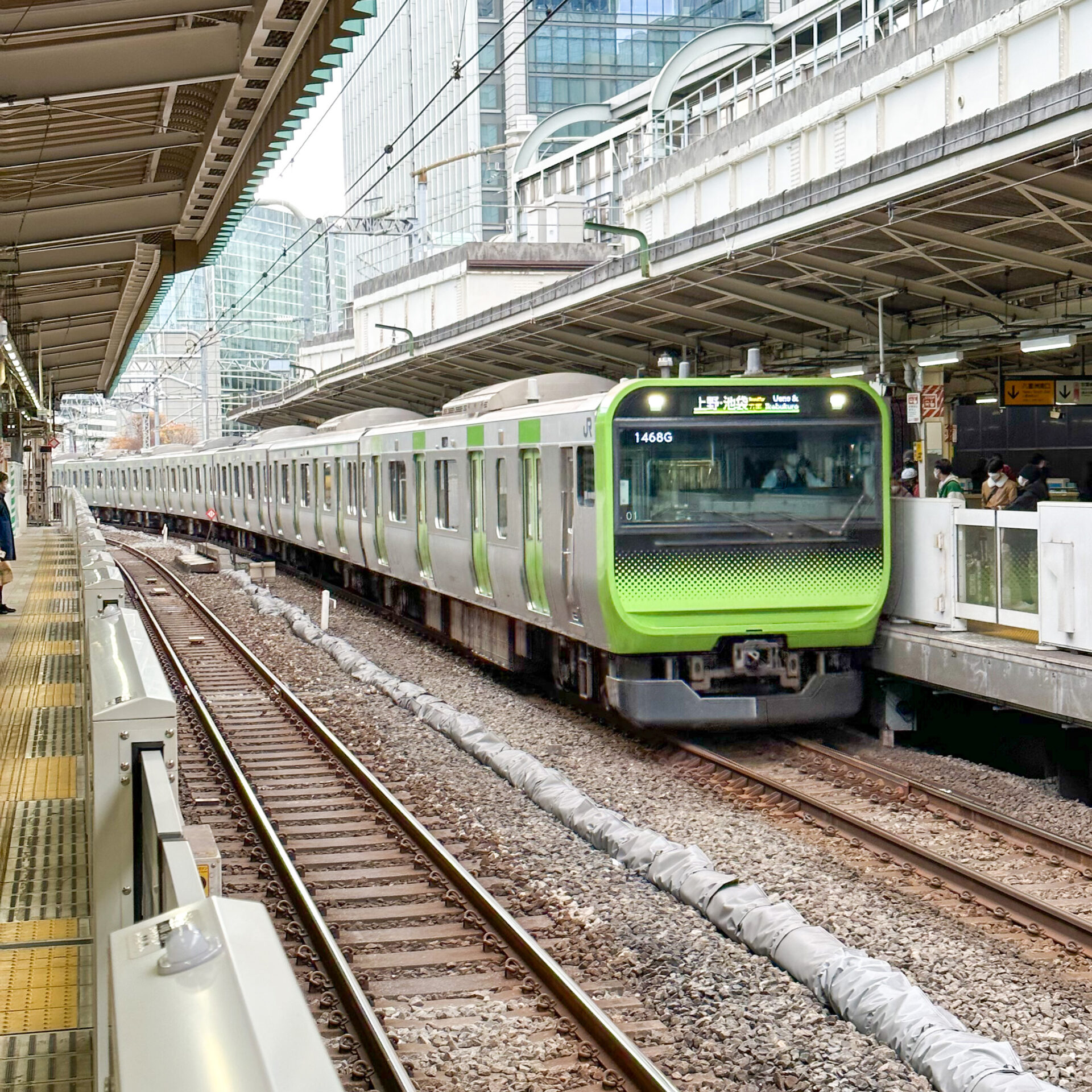 山手線普通列車東京駅にて